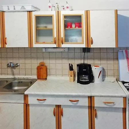 In With Balcony Or Terrace Apartment *